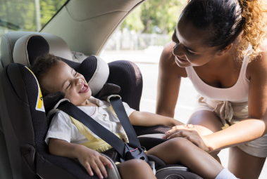 Car seat rules in Portugal: choosing and fitting the right seat
