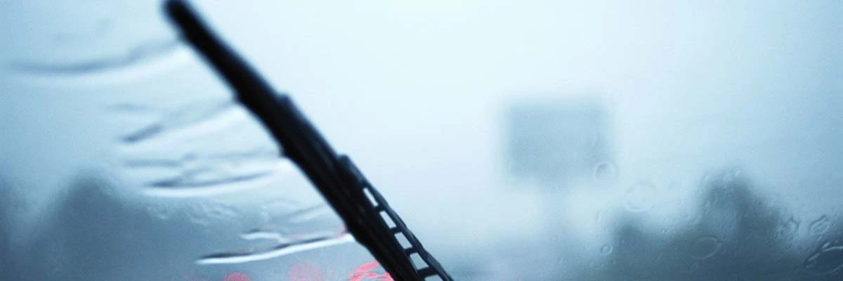 Windshield wipers: Pay special attention during the rainy season