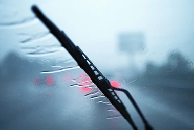Windshield wipers: Pay special attention during the rainy season