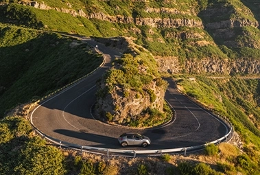 Looking for the best scenic Portugal roads for an unforgettable road trip? Discover 4 great suggestions.