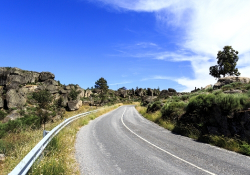 estrada de alcatrão