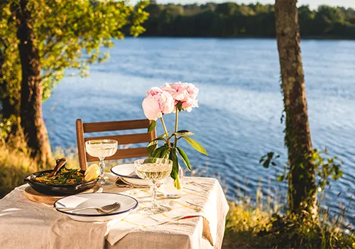 A romantic dinner for two by the rive