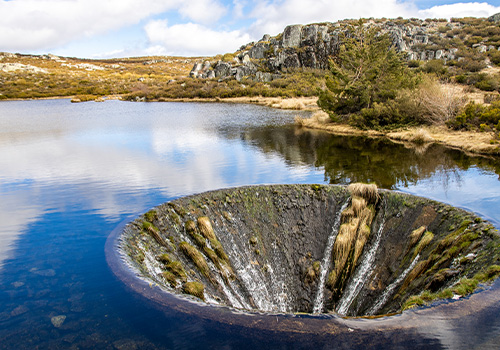 Covao Dos Conchos Lake in Serra da Estrela