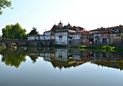 Road trips on the National Road 2 starting in Chaves 